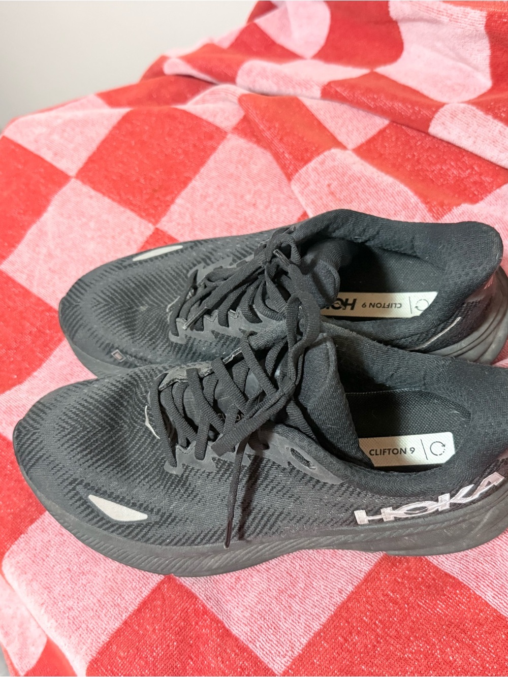 Hoka Black Men's Clifton 9 Running Sneakers
